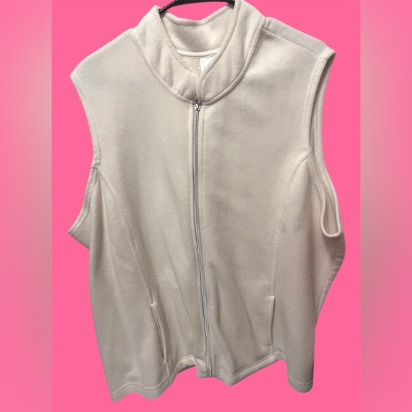 Blair Soft Cream Vest - Picture 1 of 5